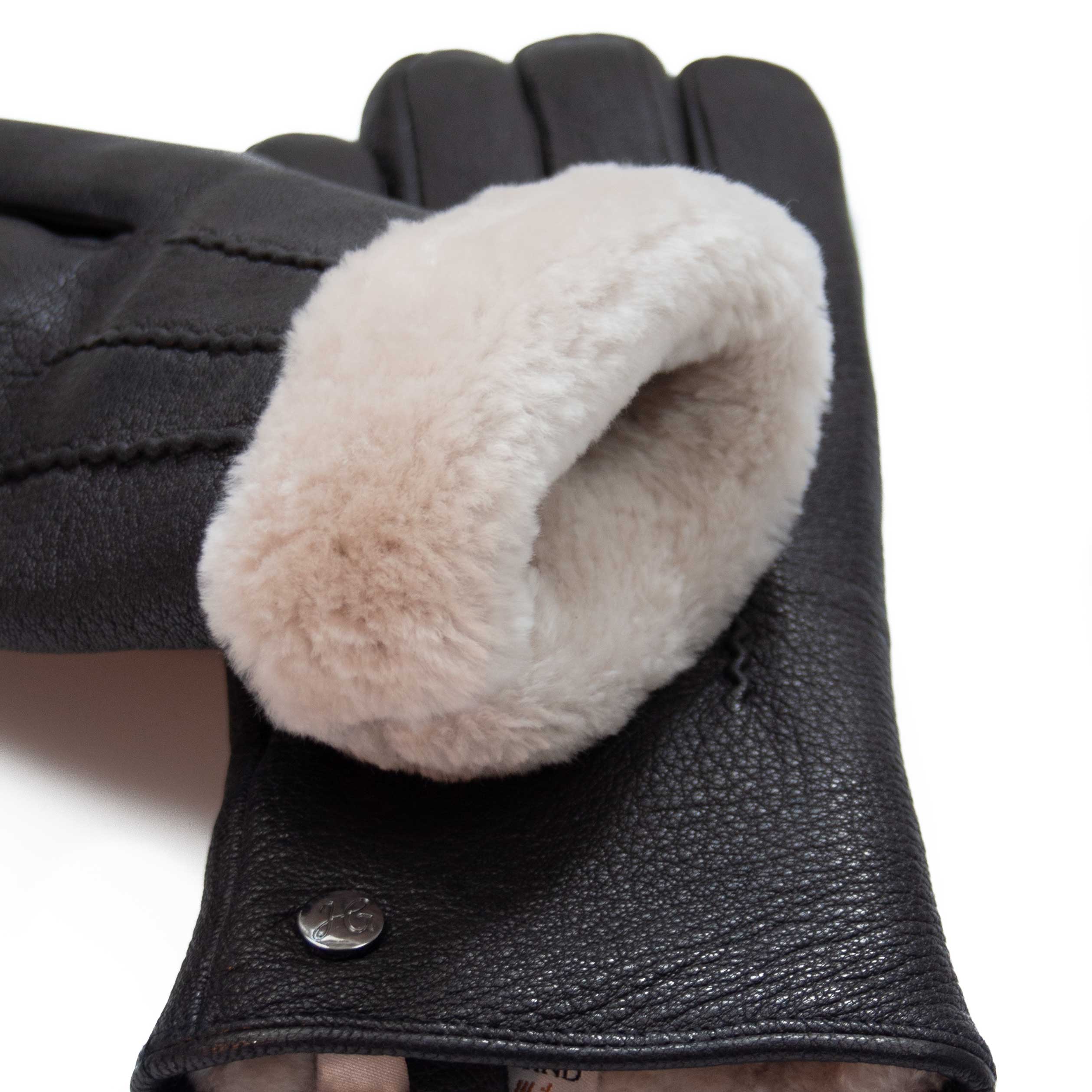 Chuck – NEU mit Premium CURLY-Lammfell